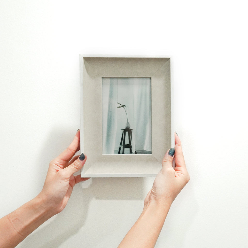 Stone white picture frame 4r photo size